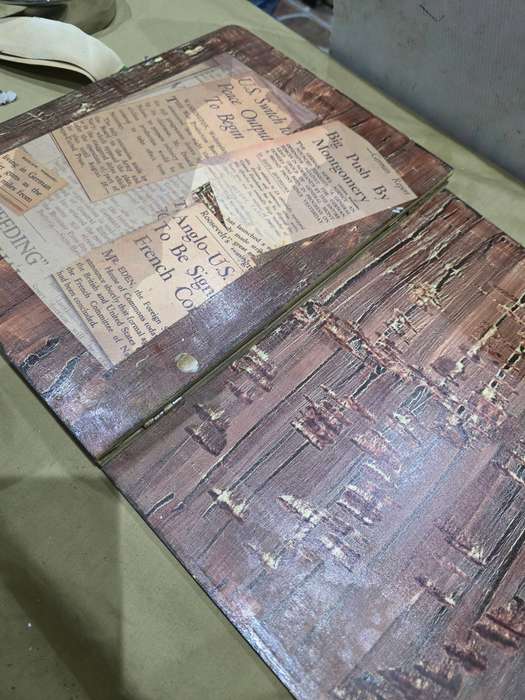 VINTAGE WOODEN A4 FILE HOLDER