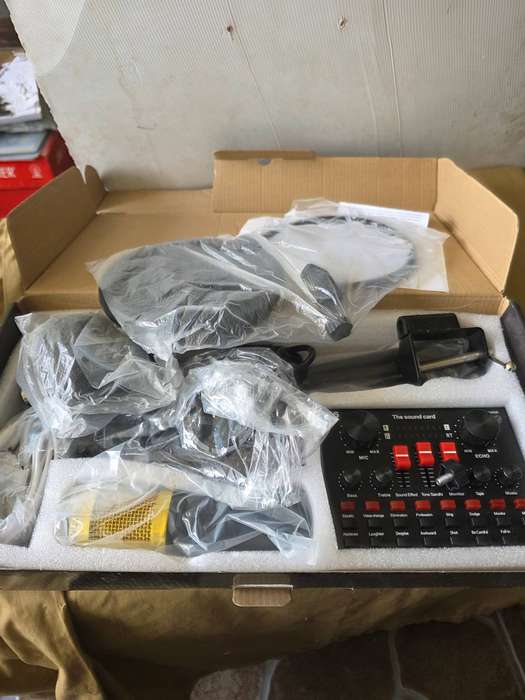 PROFESSIONAL CINDENSER MICROPHONE KIT