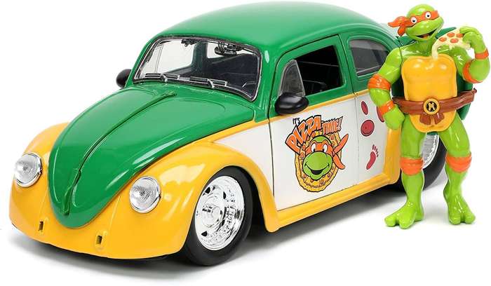 Jada 1:24 VW Beetle 1959 with Michelangelo Ninja Turtle