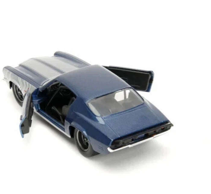 Jada 1:32 1973 Chevrolet Camaro and Winter Soldier  Figurine