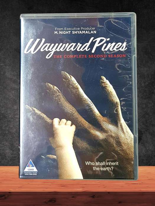 DVD Boxset x 2 - Wayward Pines - Complete - 6 Discs - Season 1 - 2