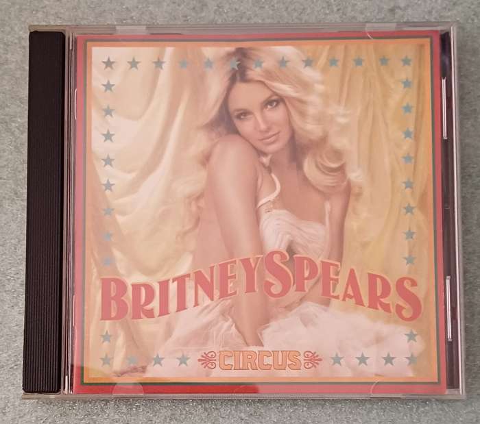 BRITNEY SPEARS - CIRCUS