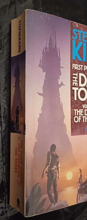STEPHEN KING - THE DARK TOWER VOLUME 2 THE DRAWING OF THE THREE
