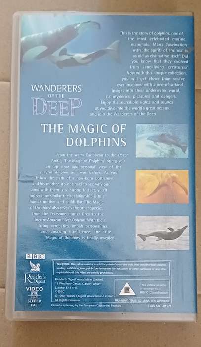 WANDERERS OF THE DEEP - THE MAGIC OF DOLPHINS