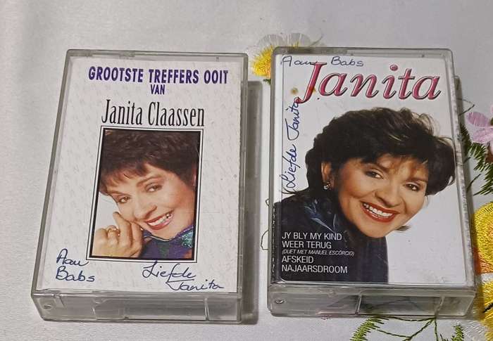 2 JANITA CLAASSEN Cassette Tape's