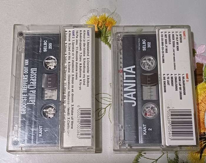 2 JANITA CLAASSEN Cassette Tape's