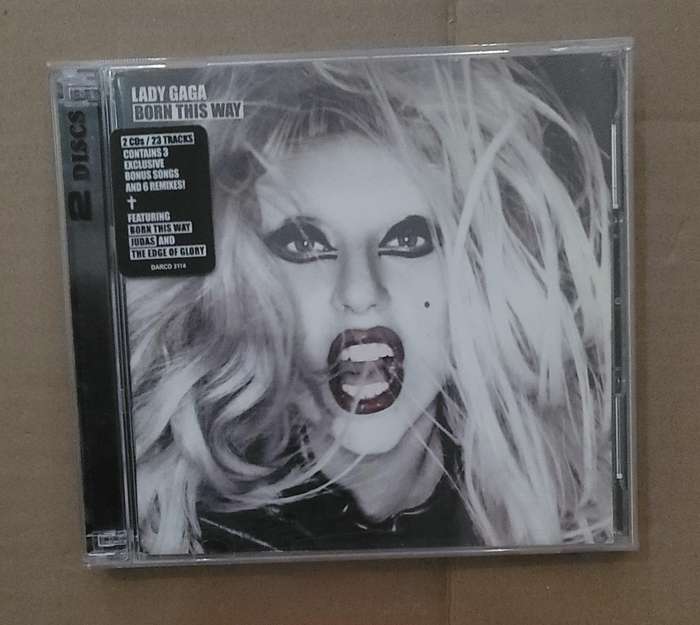LADY GAGA - BORN THIS WAY