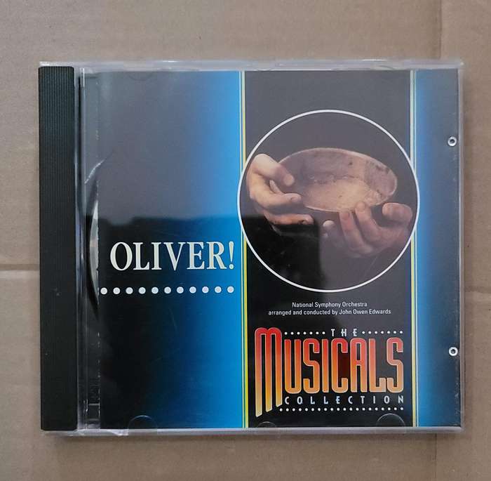 THE MUSICALS COLLECTION - OLIVER!