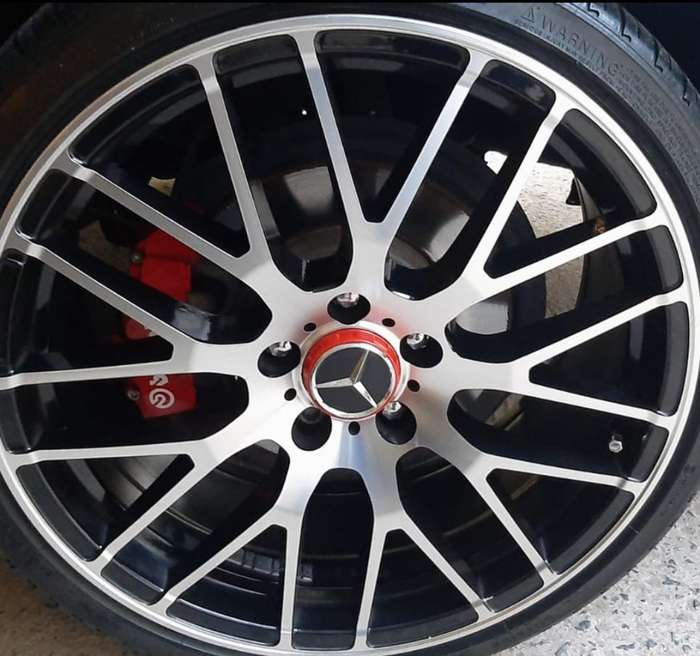Mercedes center caps
