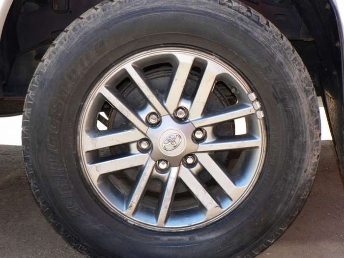 Toyota Fortuner/Hilux center caps