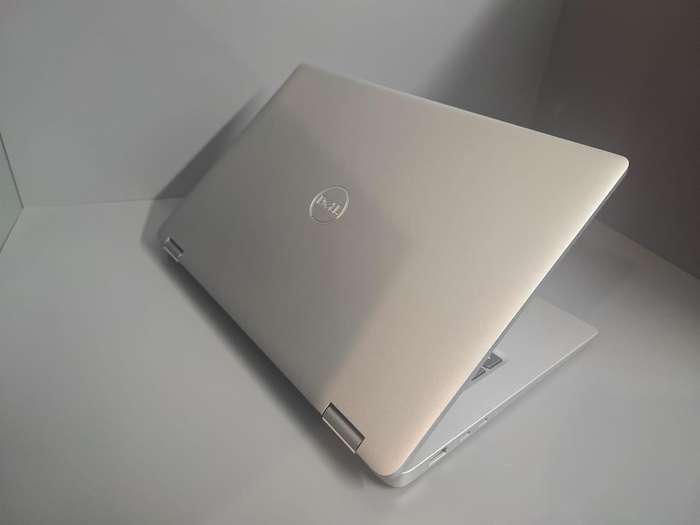Dell Latitude 5340 2-in-1 Convertible Intel Core i5 - 13th Generation Ultrabook