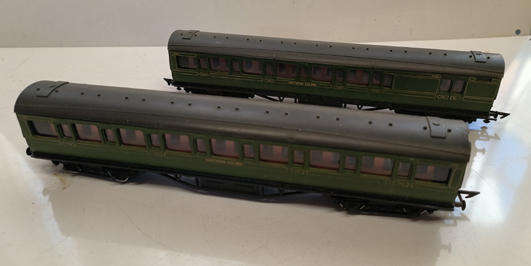 Grafar Vintage Matched set SR Suburban Coaches (Lot 535)