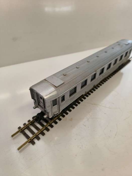 Lima SNCF Coach (Lot 440)