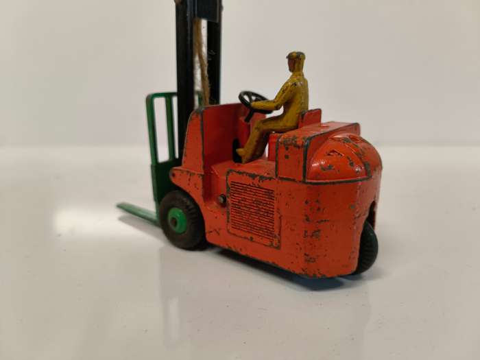 Dinky Toys - #14c Coventry Climax Forklift Truck ( Lot 121)