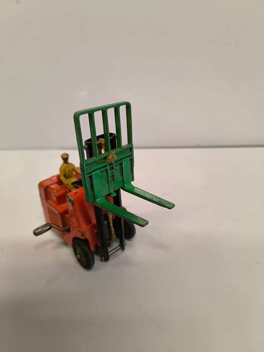 Dinky Toys - #14c Coventry Climax Forklift Truck ( Lot 121)