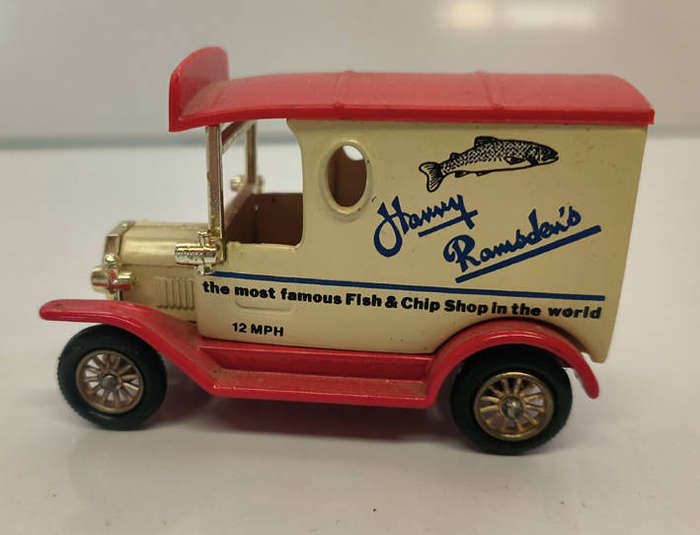 Lledo Days Gone - Ford Model T Harry Ramsden'S (Lot 631)