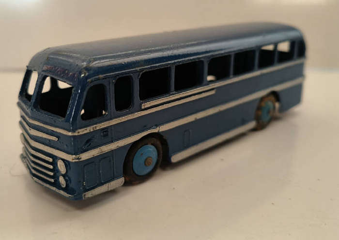 Dinky Toys #282 Duple Roadmaster Coach Royal Tiger (Lot 635)