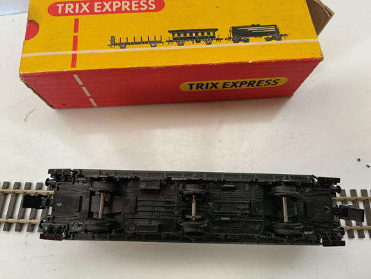Trix 6-Wheel Coach MiB (Lot 434)