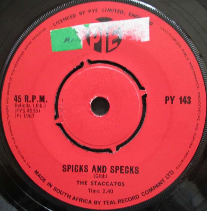 THE STACCATOS - SPICKS AND SPECKS / EVERYBODY KNOWS  (7 SINGLE/VINYL)