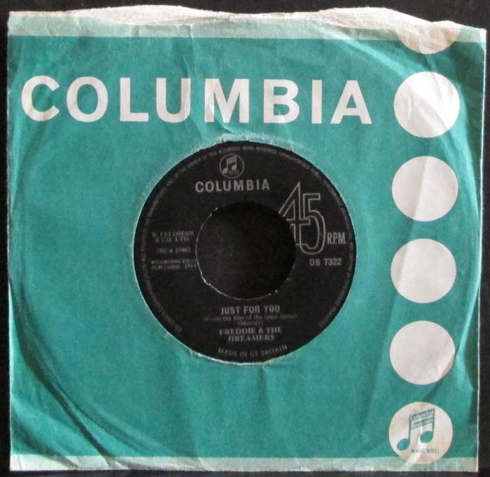 FREDDIE AND THE DREAMERS - JUST FOR YOU / DONT DO THAT  (7 SINGLE/VINYL)