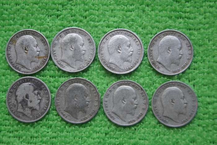 4 Monarch Great Britain Silver 3 Pence Collection - 30 Coins