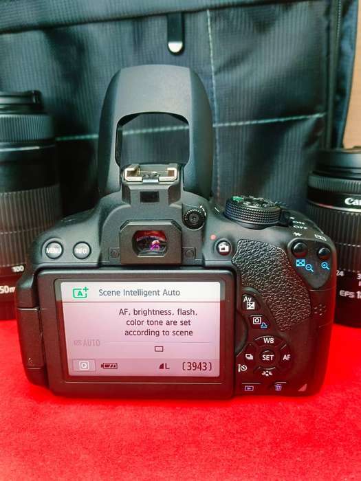 Canon EOS 700D DSLR Camera Kit  Complete Bundle with Lenses & Bag