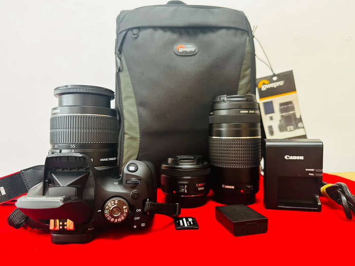 Canon EOS2000D with 3x Lens + Bag and accessories