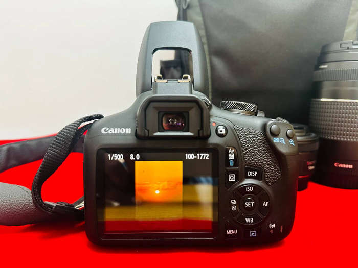 Canon EOS2000D with 3x Lens + Bag and accessories