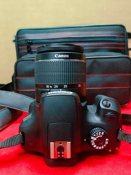 Canon EOS 4000D DSLR Starter Kit