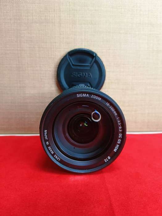 Sigma 18-200mm f/3.5-6.3 DC OS HSM Lens