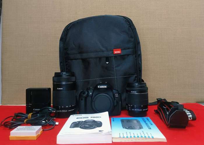 Canon EOS 700D DSLR Camera Kit  Complete Bundle with Lenses & Bag