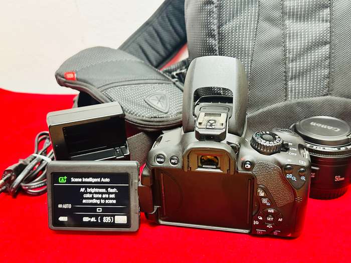 Canon EOS 650D with 3 x Lens & Accessories Excellent condition as new