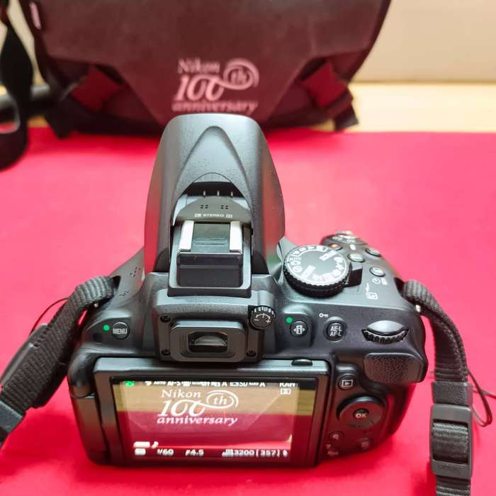 Nikon D5200 Camera Kit