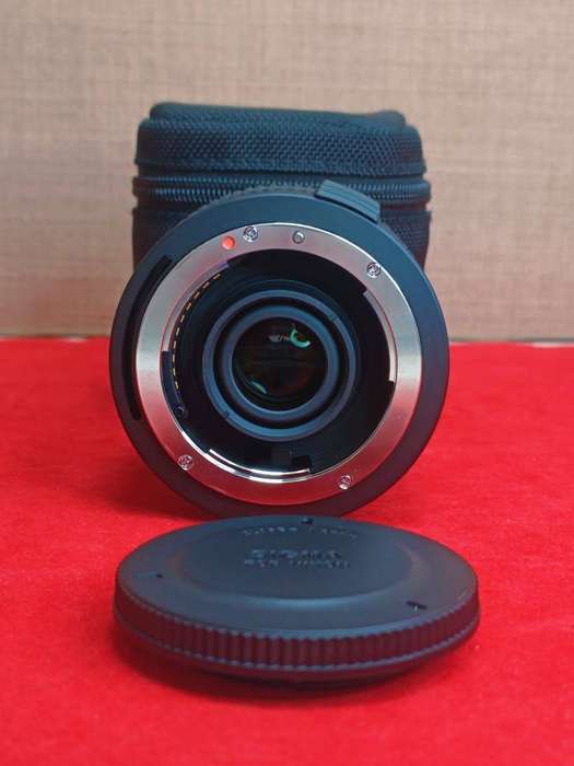 Sigma APO Tele Converter 2X EX for Nikon