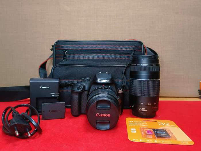 Canon EOS 4000D DSLR Starter Kit