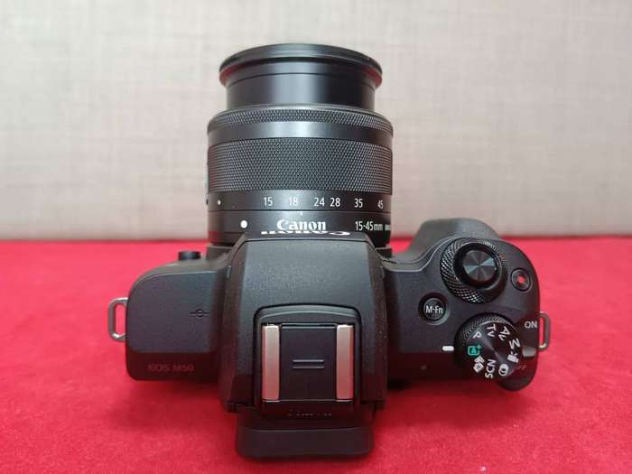 Canon EOS M50 Camera Kit