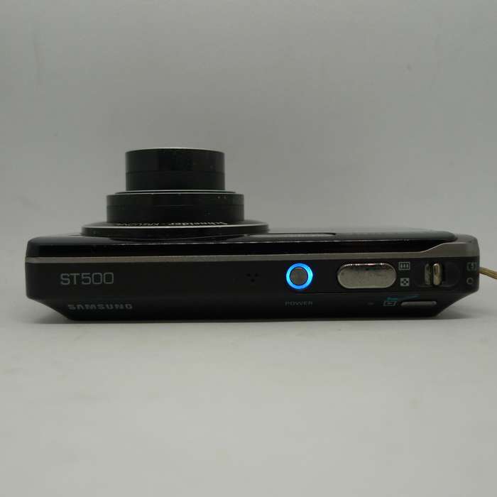 Samsung ST500 Dual Screen - 12.2 Megapixels - 4.6x Optical Zoom