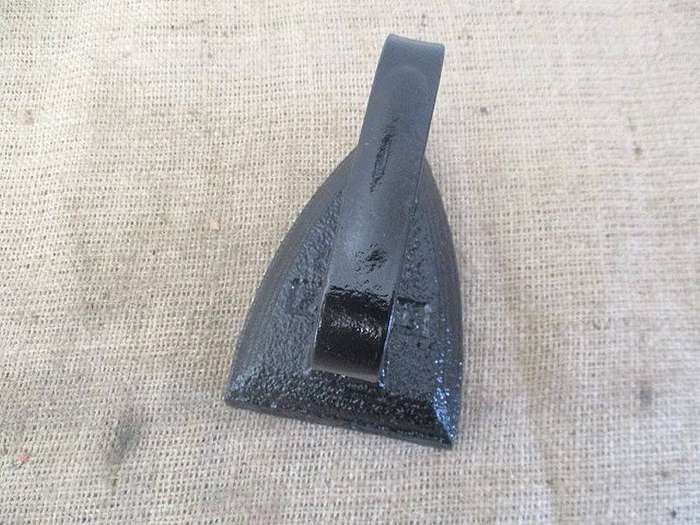 Very Old Vintage Falkirk No 6 Cast Iron Sad Iron