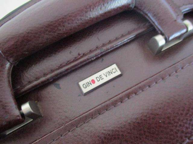 From Plane To Boardroom With This Prestigious And Stylish Gino De Vinci Pilot's Case