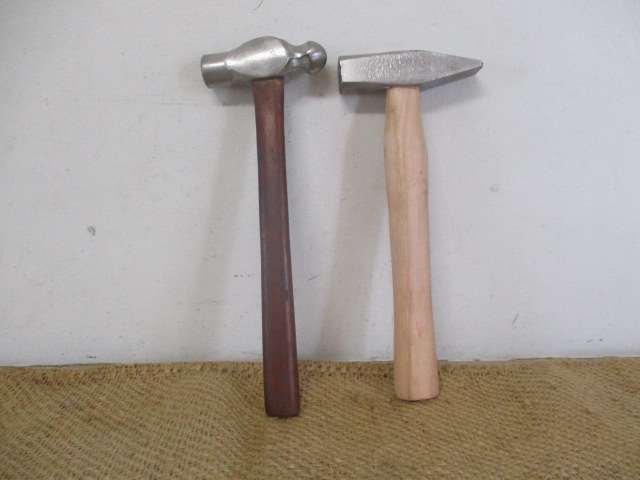 Two Pragmatic Vintage Hammers : 500gr Ball-Peen And 500gr Machinist Hammer