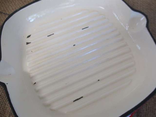 Nice Sizable Panache Enameled Cast Iron Steak Pan