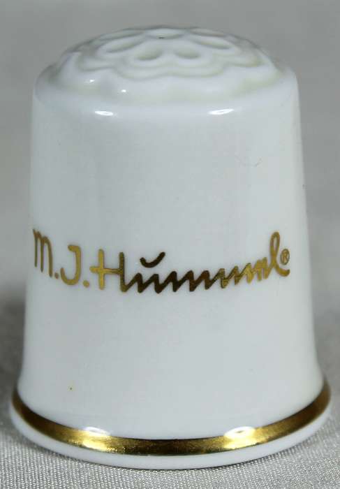 Bone China thimble - MJ Hummel - chef