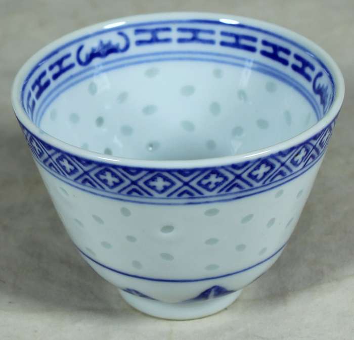 Chinese blue & white sauce bowl with flower motif
