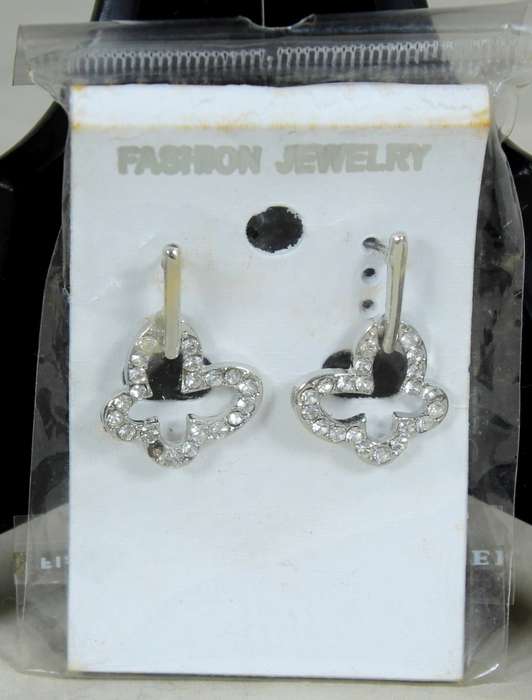 Pair of fashion jewelry earrings