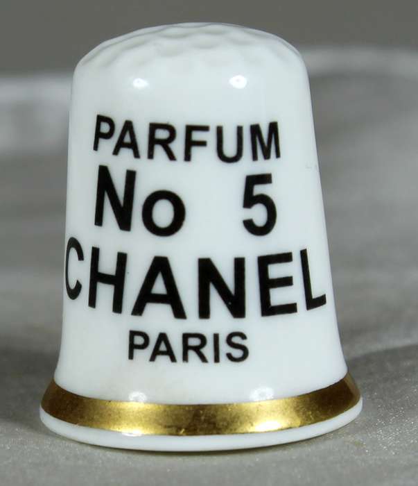 Advertising thimble - CC No5 Chanel