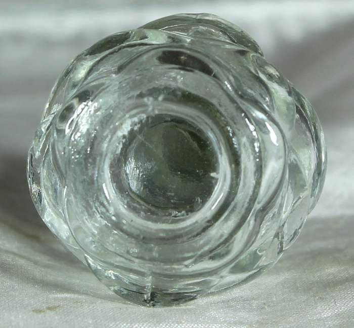 Miniature perfume bottle with metal top