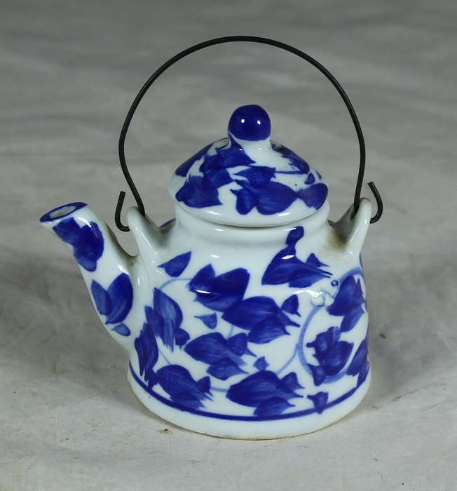 Small porcelain blue and white kettle