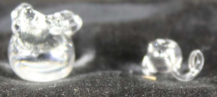 Miniature glass mother and child mouse