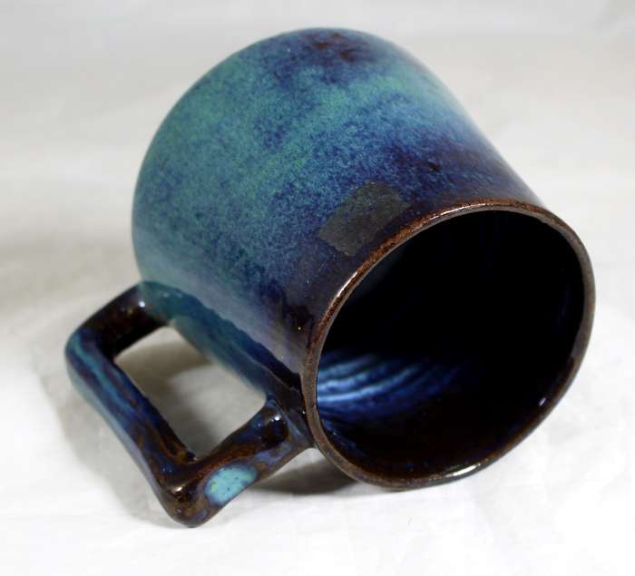 Globe potteries mug