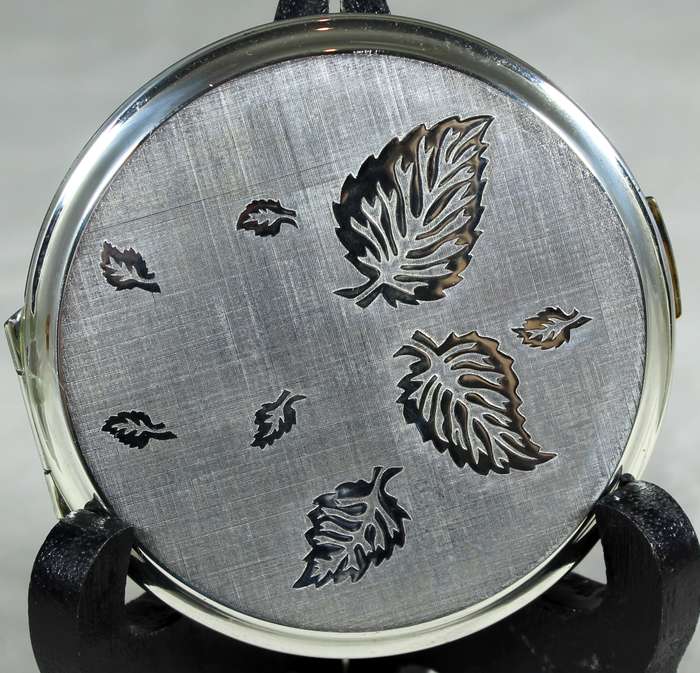 Silver leaf Straton powder compact - silver plated